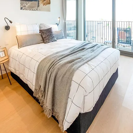 In For 6 Person Ostende