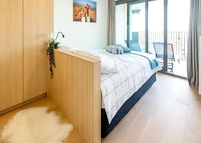 In For 6 Person Ostende